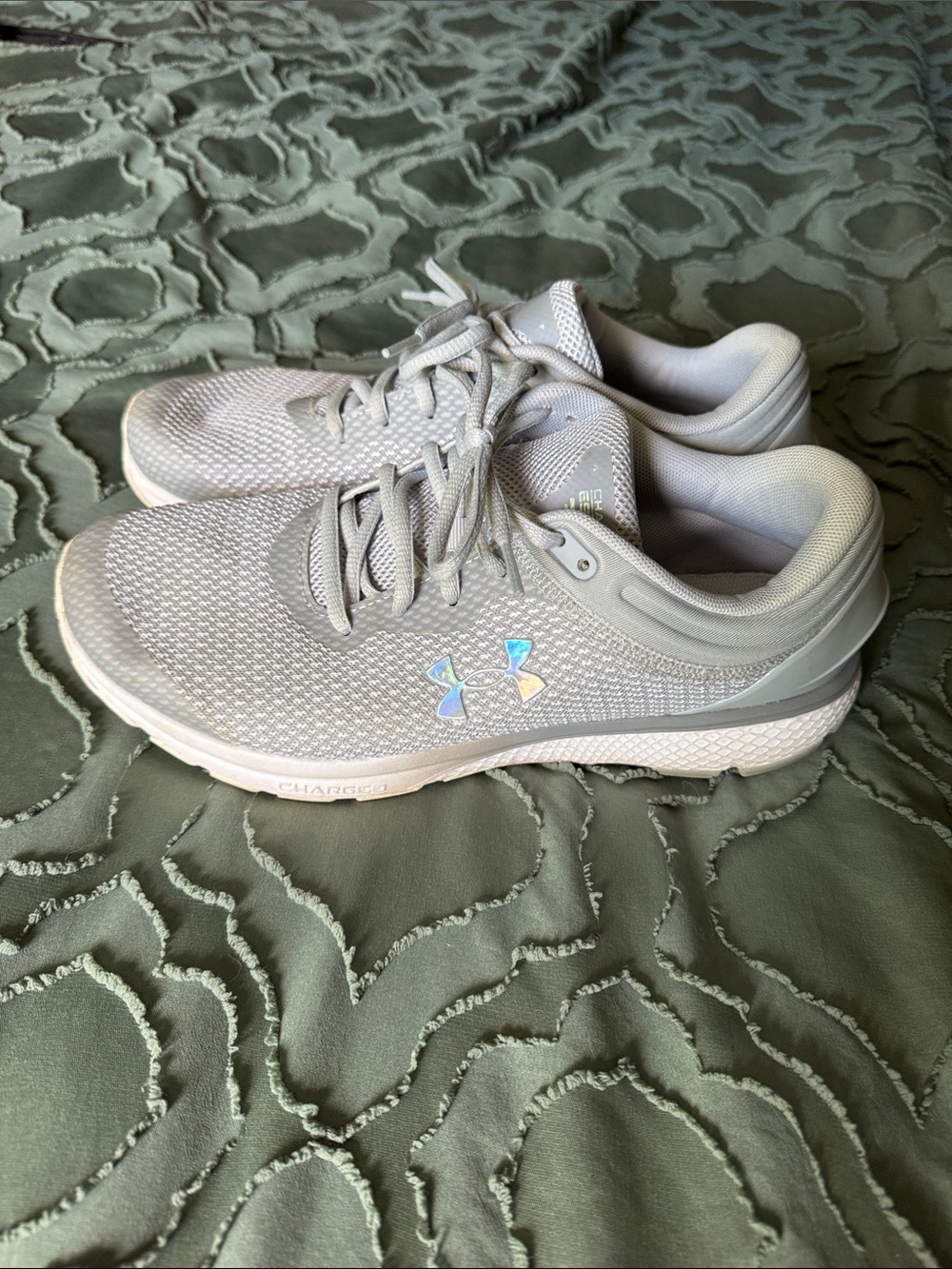 Under Armour Women’s Charged Escape Light Gray